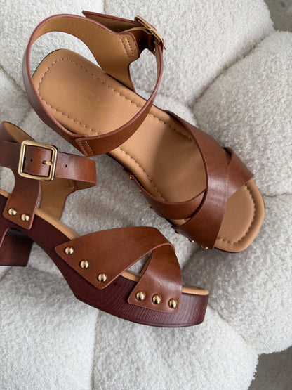 Sandalias Camel Plataforma 14865 Hebilla Casual de mujer Zoé Brand Costa Rica