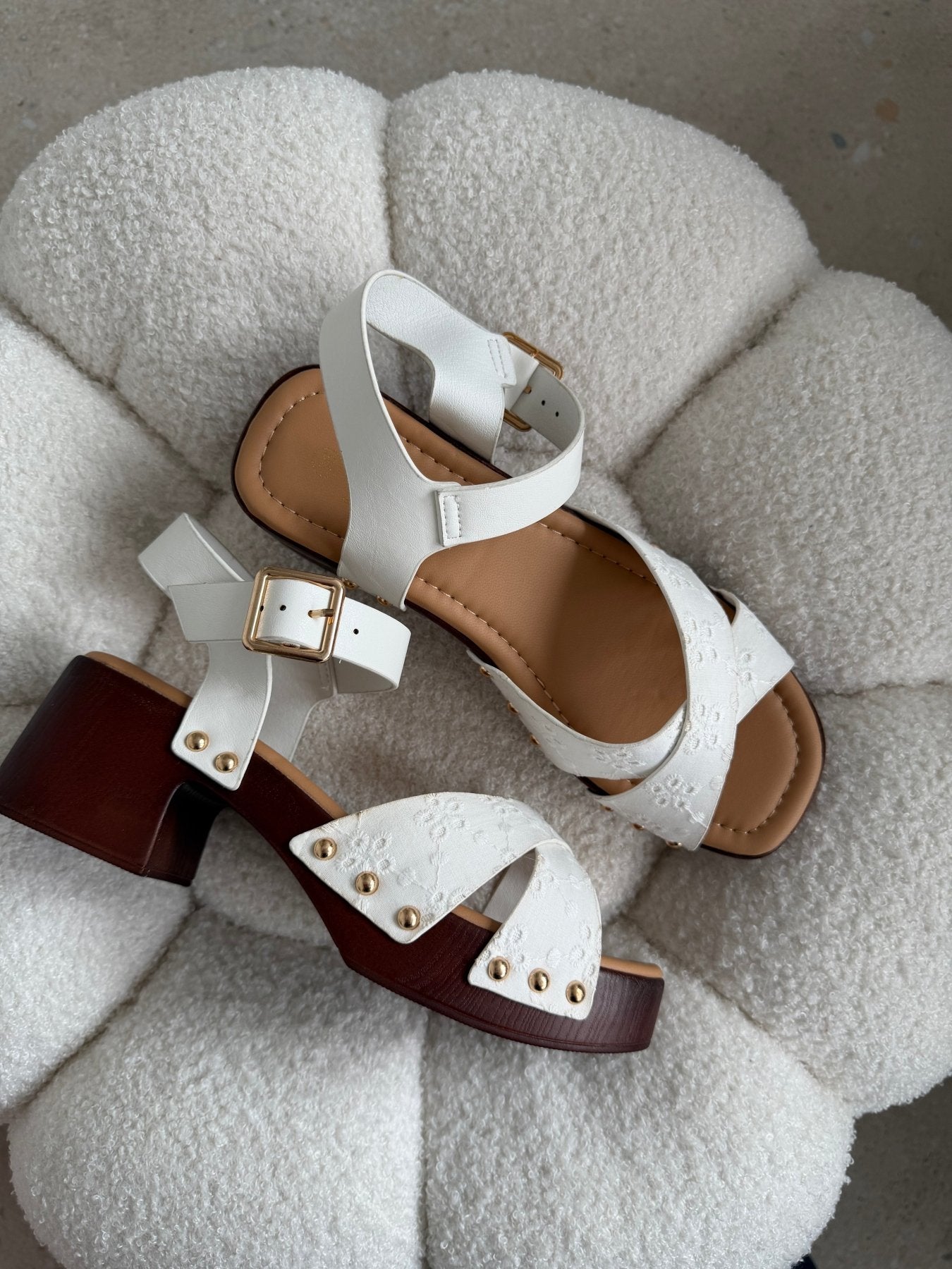Sandalias Blanco Plataforma 14866 Hebilla Casual de mujer Zoé Brand Costa Rica