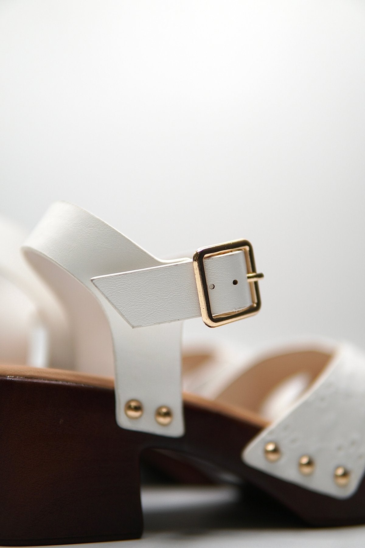 Sandalias Blanco Plataforma 14866 Hebilla Casual de mujer Zoé Brand Costa Rica