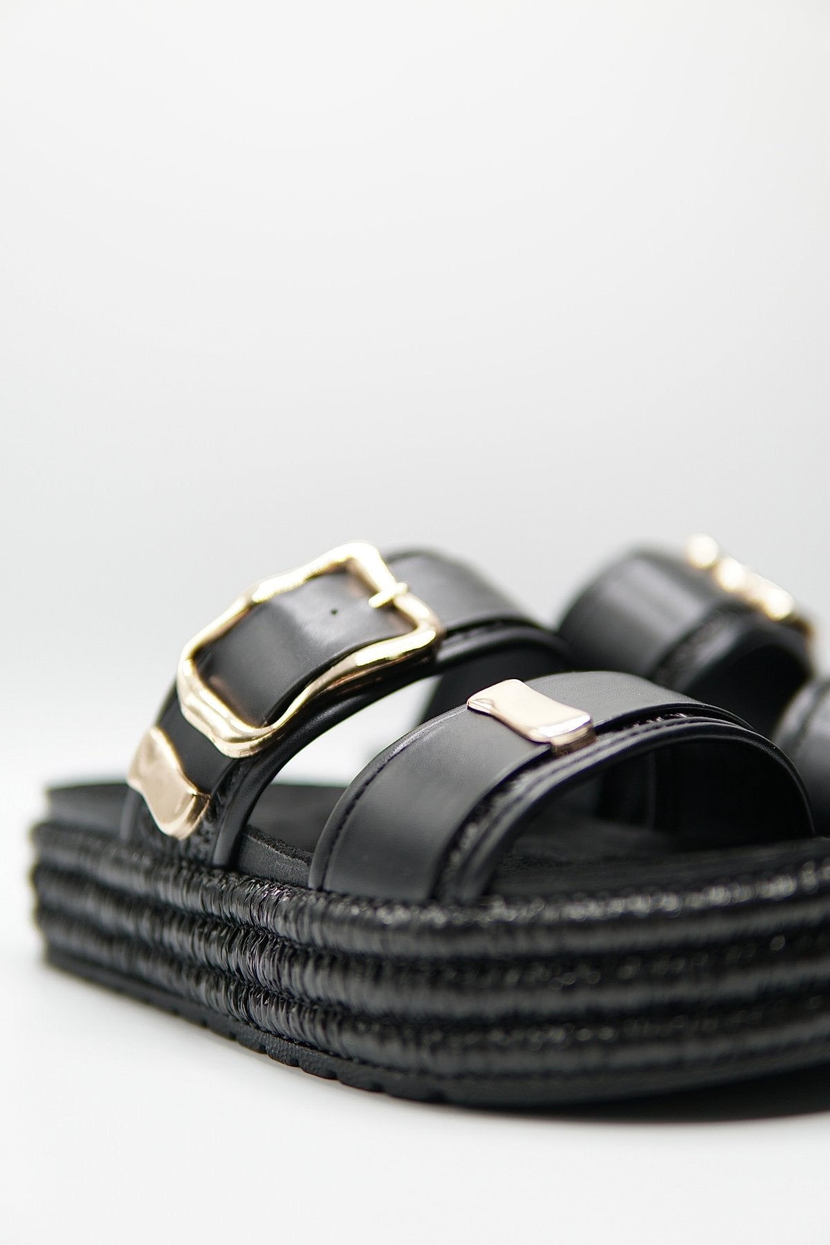 Sandalias Negro Plataforma 14867 Doble Correa Hebillas Casual de mujer Zoé Brand Costa Rica