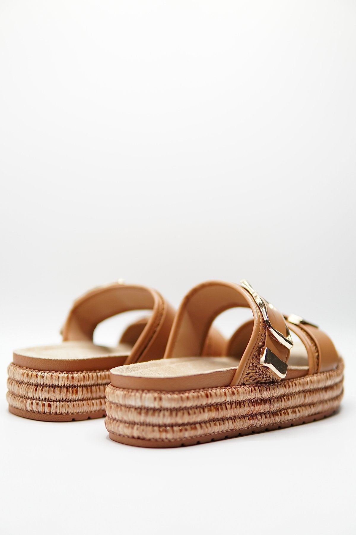 Sandalias Camel Yute Plataforma 14868 Doble Correa Hebillas Casual de mujer Zoé Brand Costa Rica
