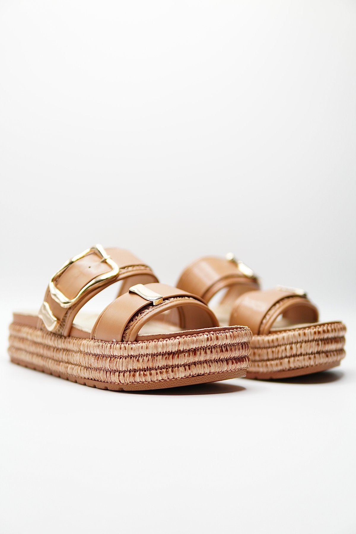 Sandalias Camel Yute Plataforma 14868 Doble Correa Hebillas Casual de mujer Zoé Brand Costa Rica