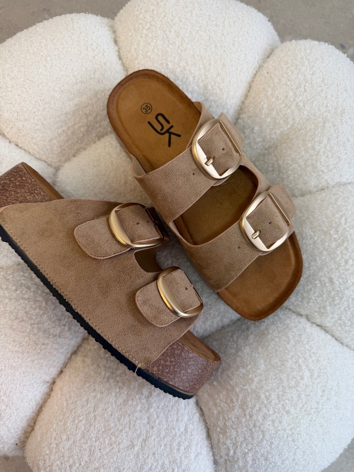 Sandalias Camel Gamuza 14872 Doble Correa Hebillas Casual de mujer Zoé Brand Costa Rica