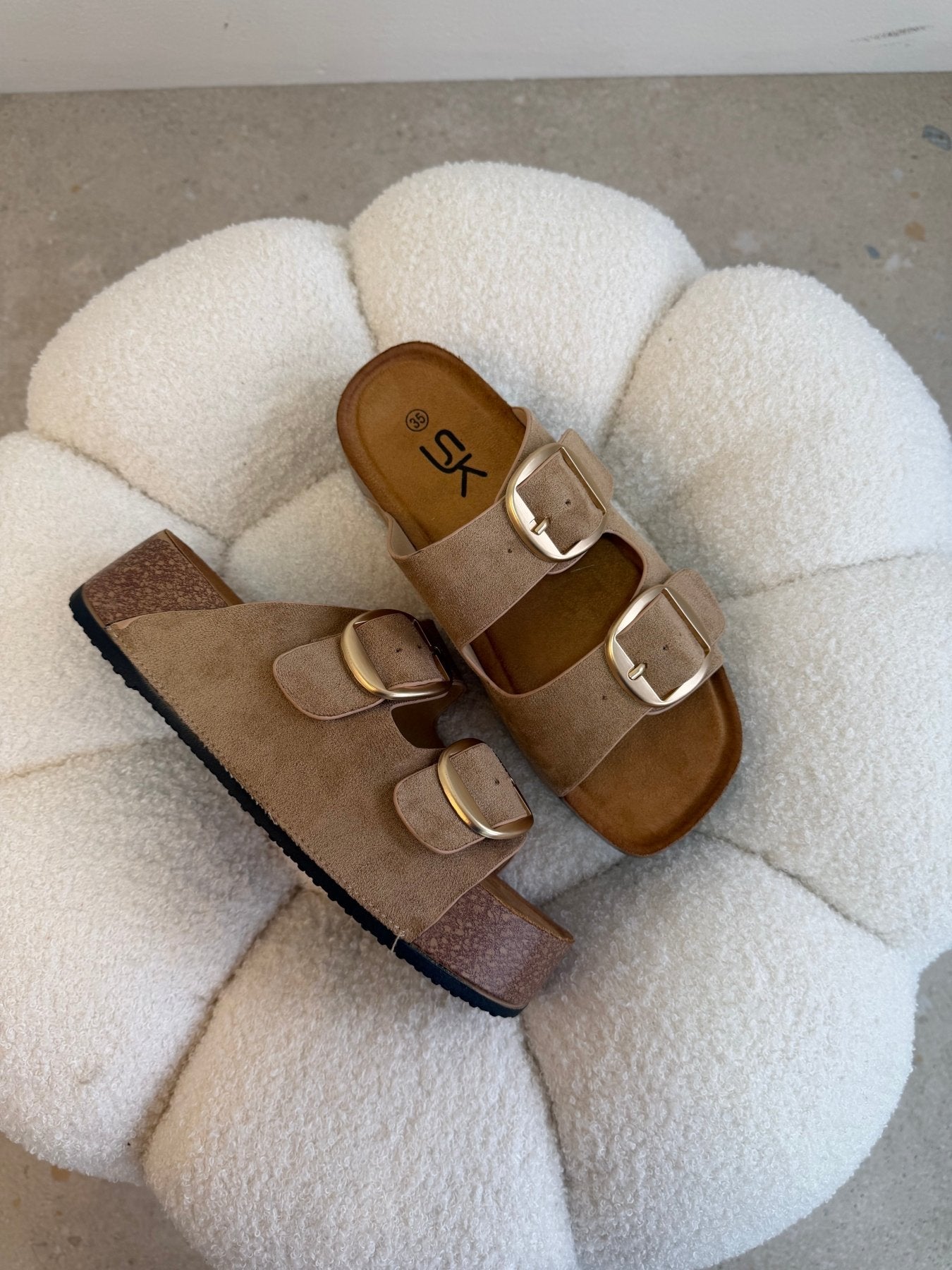 Sandalias Camel Gamuza 14872 Doble Correa Hebillas Casual de mujer Zoé Brand Costa Rica