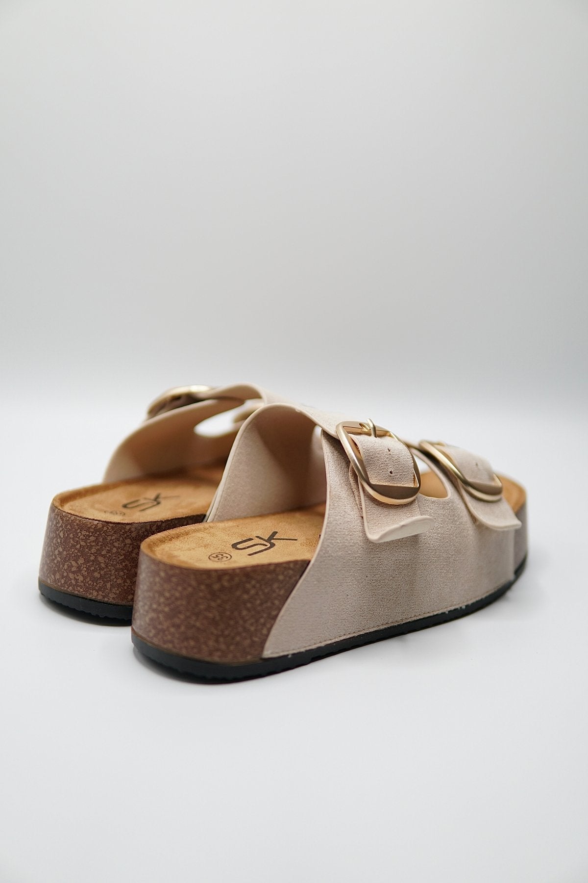 Sandalias Beige Gamuza 14873 Doble Correa Hebillas Casual de mujer Zoé Brand Costa Rica