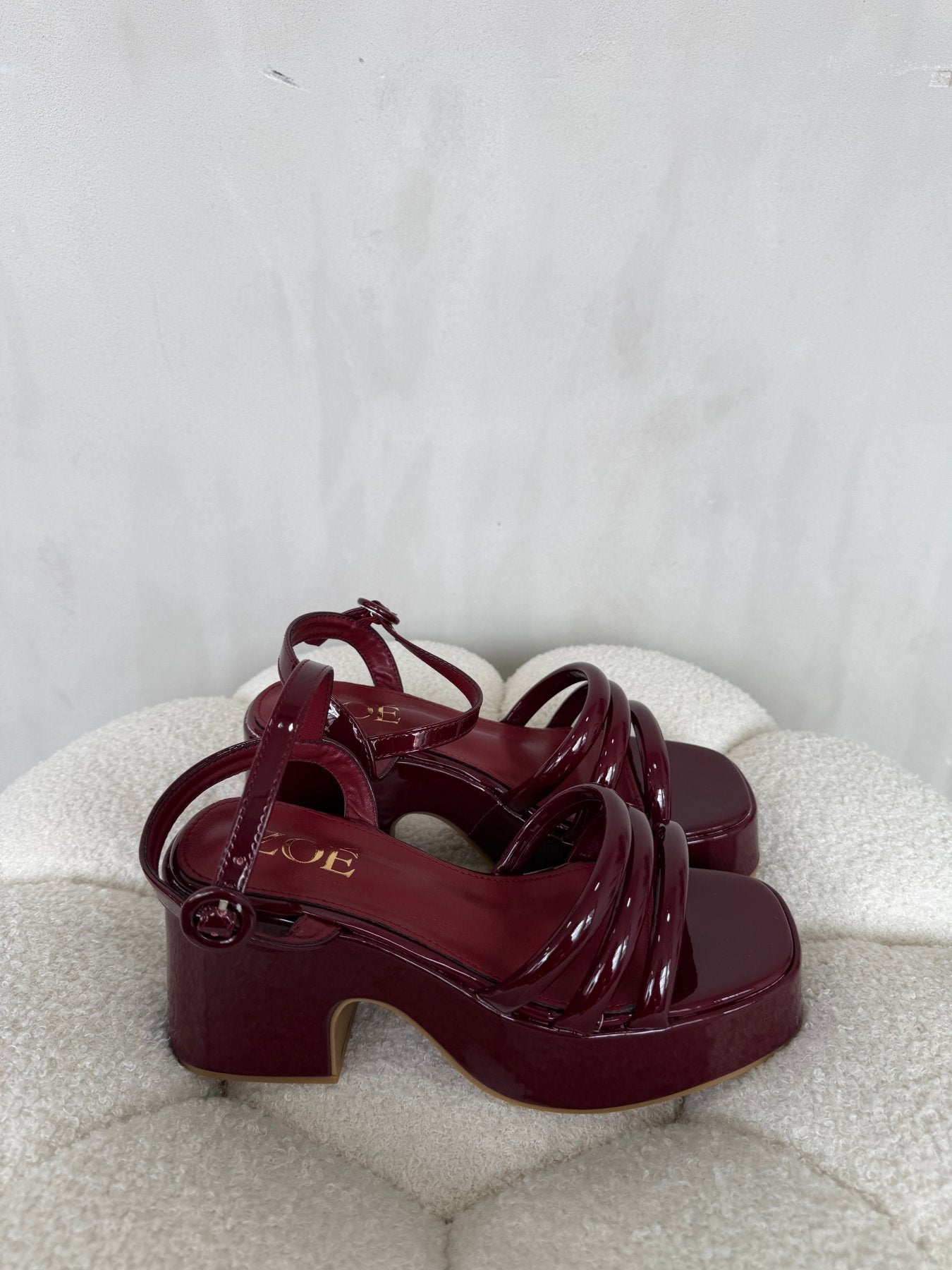 Sandalias Burdeos Charol Plataforma 14912 Ejecutivo de mujer Zoé Brand Costa Rica