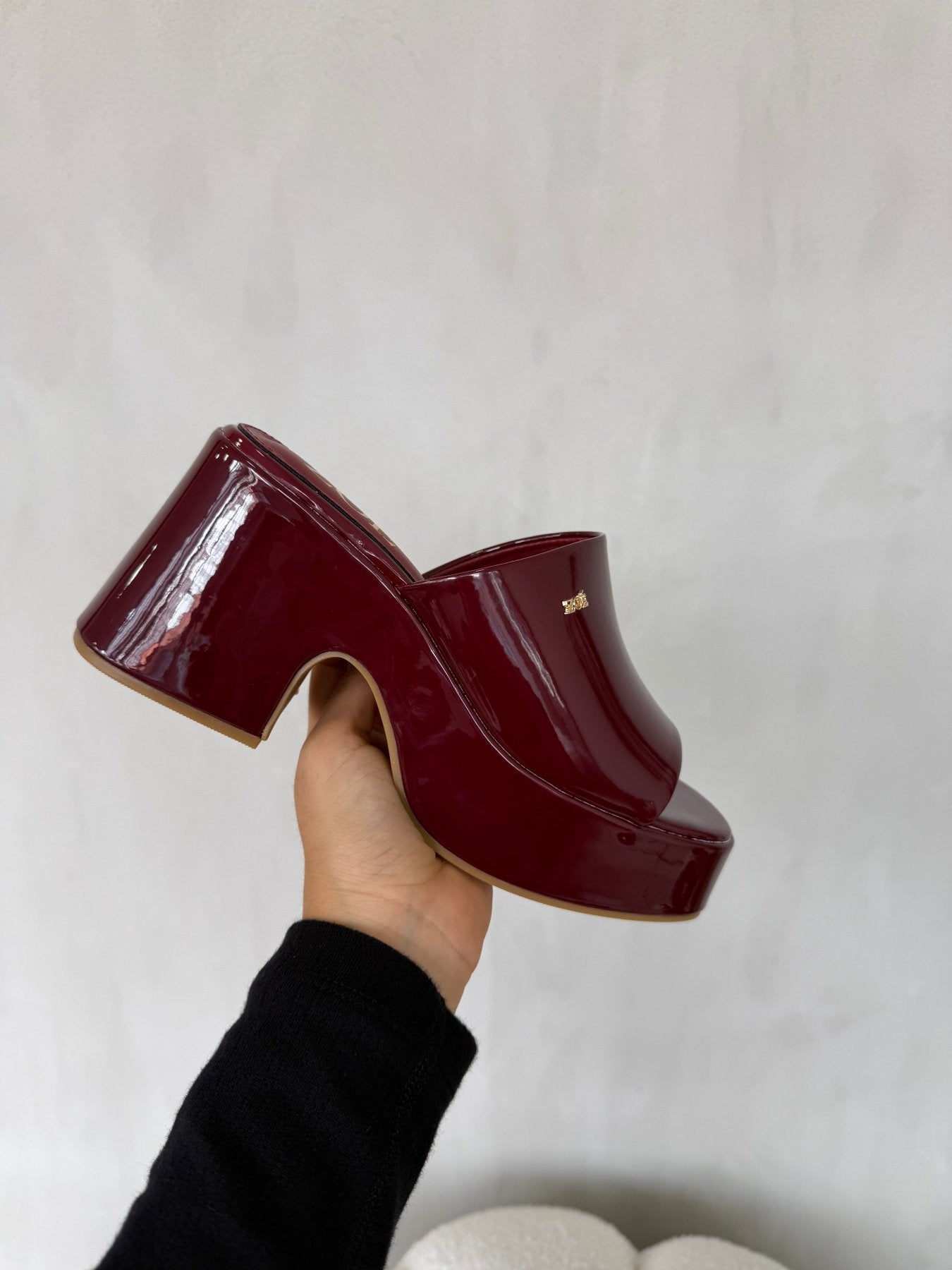 Sandalias Burdeos Charol Plataforma 14918 Ejecutivo de mujer Zoé Brand Costa Rica