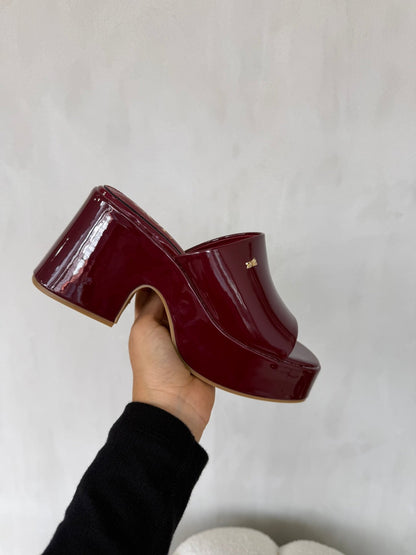 Sandalias Burdeos Charol Plataforma 14918 Ejecutivo de mujer Zoé Brand Costa Rica