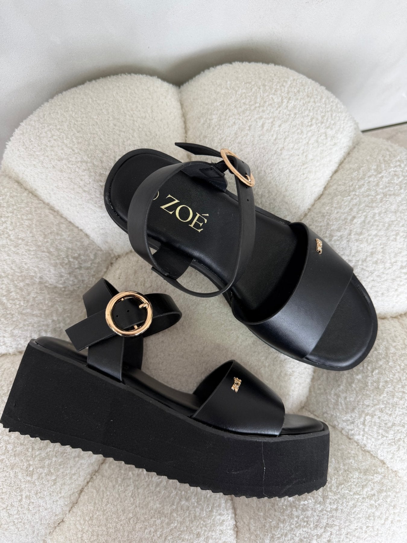 Sandalias Negro Plataforma 14930 Hebilla Casual de mujer Zoé Brand Costa Rica