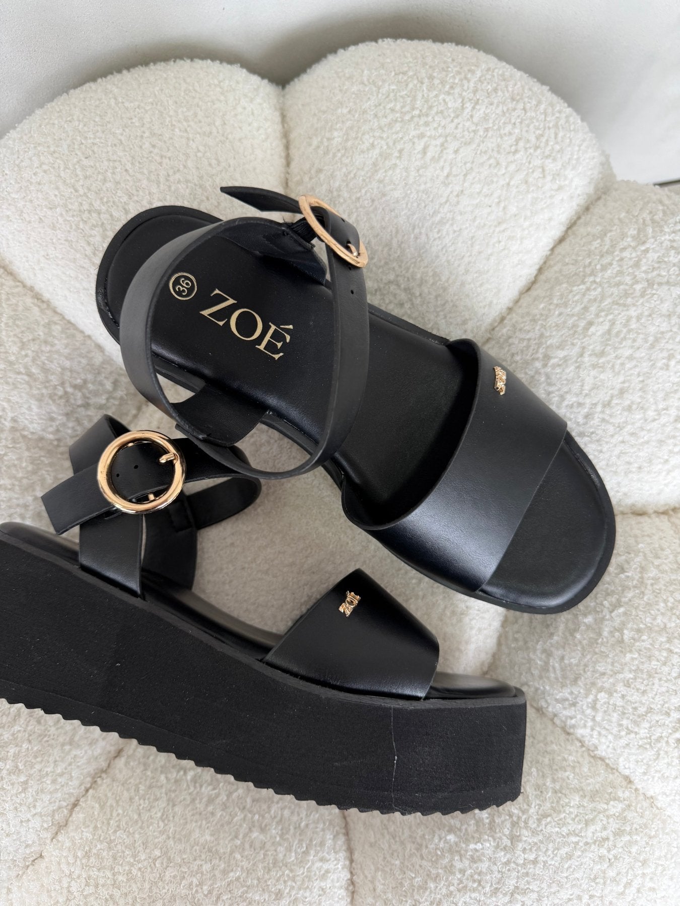 Sandalias Negro Plataforma 14930 Hebilla Casual de mujer Zoé Brand Costa Rica