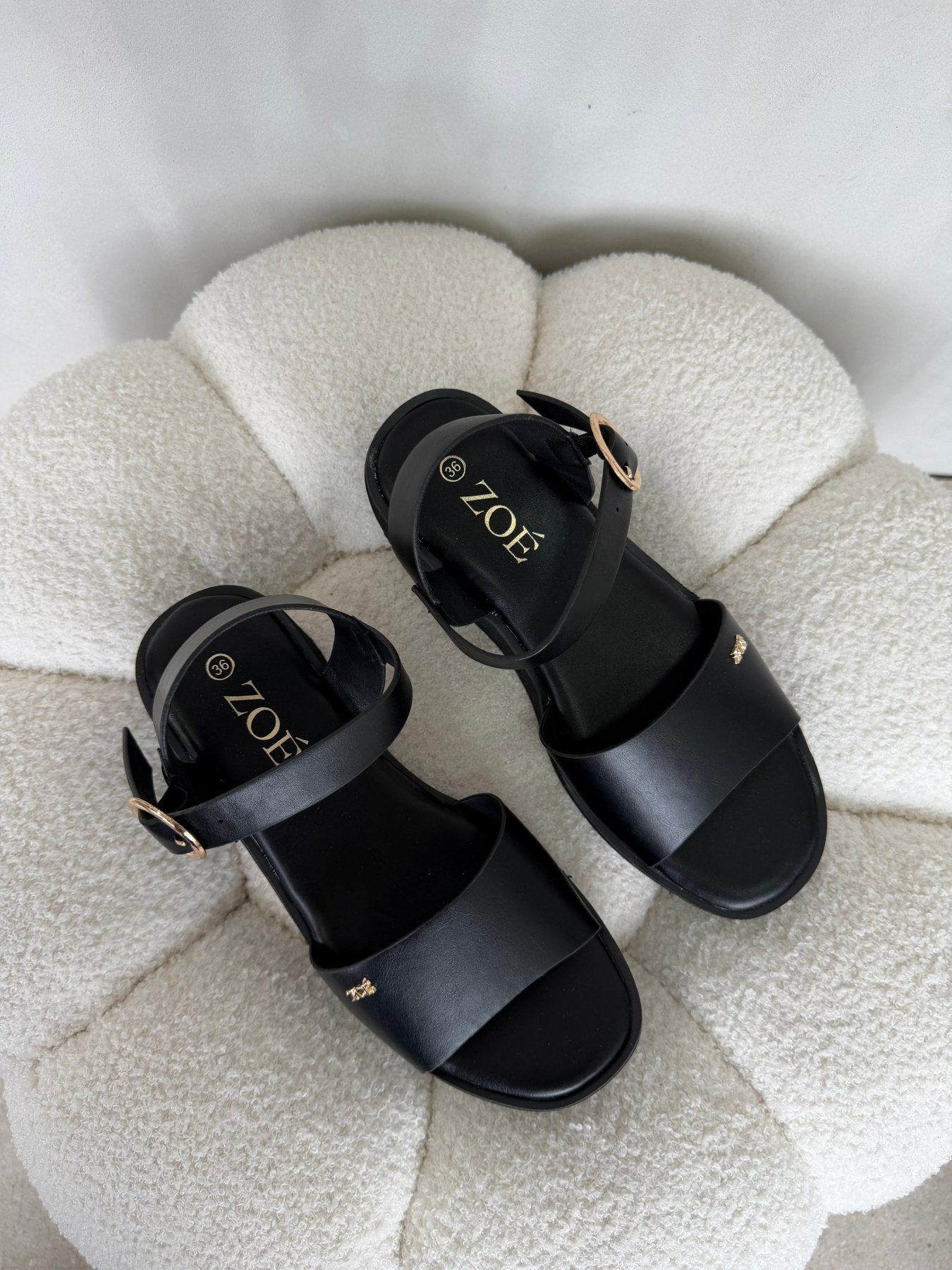 Sandalias Negro Plataforma 14930 Hebilla Casual de mujer Zoé Brand Costa Rica