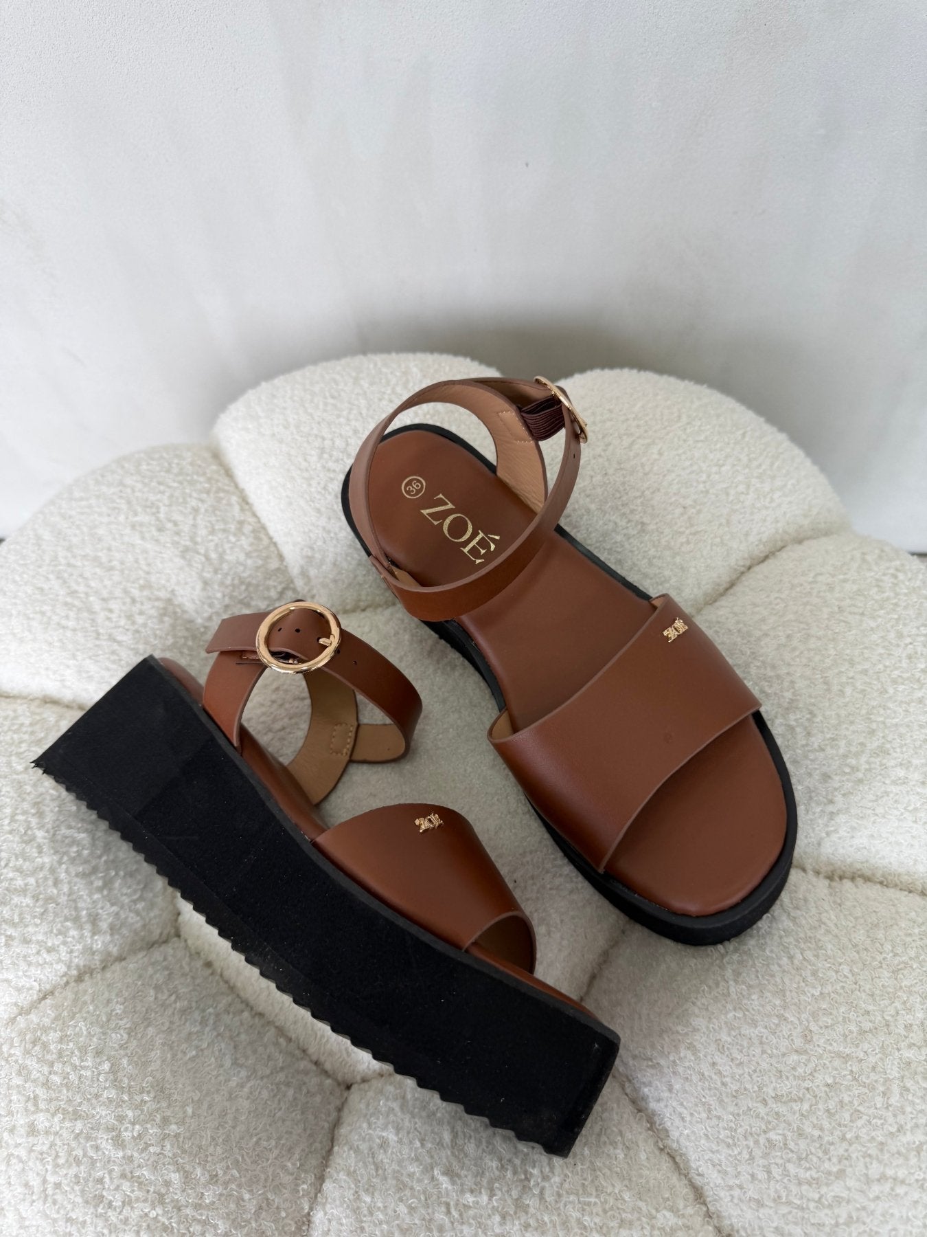 Sandalias Camel Plataforma 14931 Hebilla Casual de mujer Zoé Brand Costa Rica