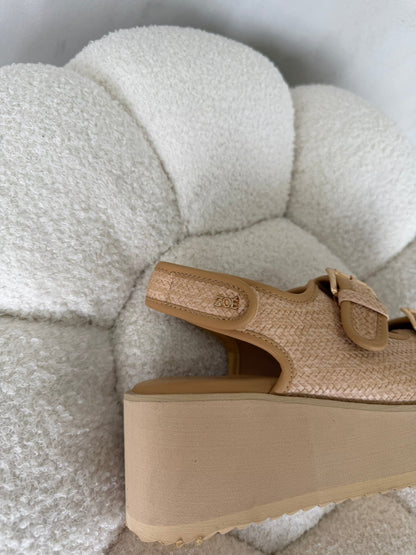 Sandalias Beige Plataforma 14933 Hebillas Casual de mujer Zoé Brand Costa Rica