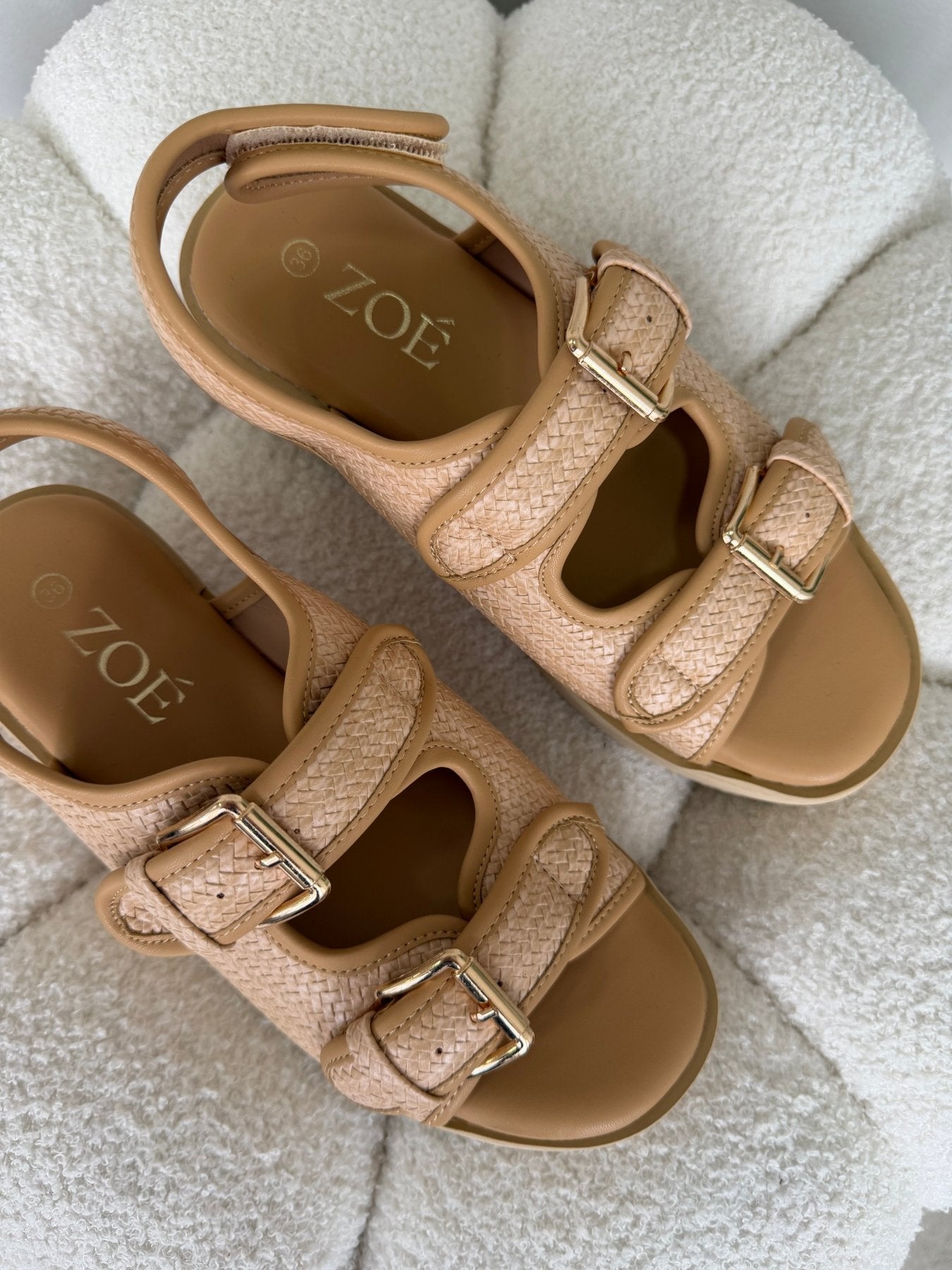 Sandalias Beige Plataforma 14933 Hebillas Casual de mujer Zoé Brand Costa Rica