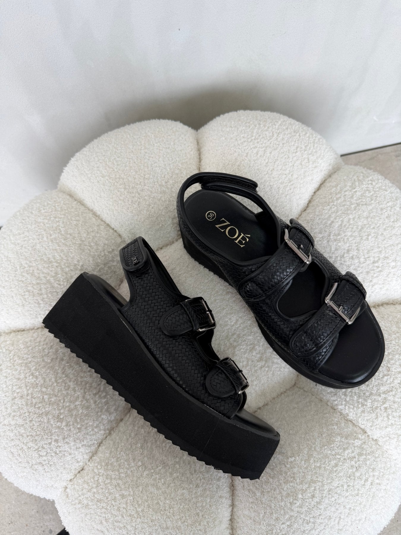 Sandalias Negro Plataforma 14934 Doble Correa Hebillas Casual de mujer Zoé Brand Costa Rica