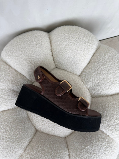 Sandalias Café Plataforma 14935 Doble Correa Hebillas Casual de mujer Zoé Brand Costa Rica