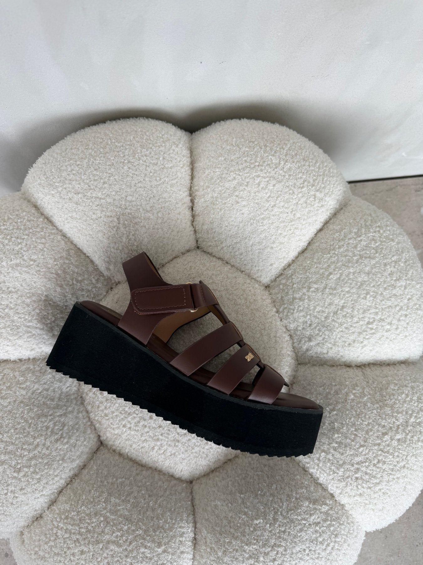 Sandalias Café Plataforma 14937 Velcro Casual de mujer Zoé Brand Costa Rica