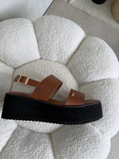 Sandalias Camel Plataforma 14939 Doble Correa Slingback Casual de mujer Zoé Brand Costa Rica