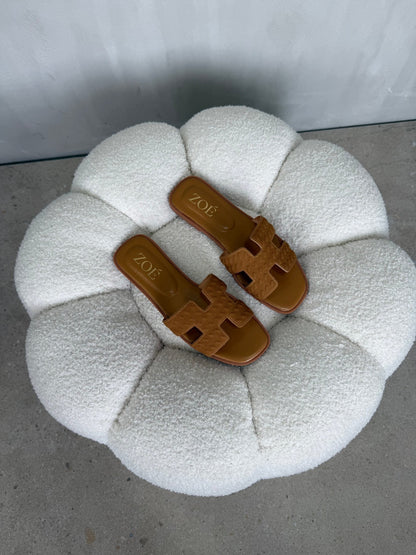 Sandalias Tan Gamuza 14946 Flats Casual de mujer Zoé Brand Costa Rica