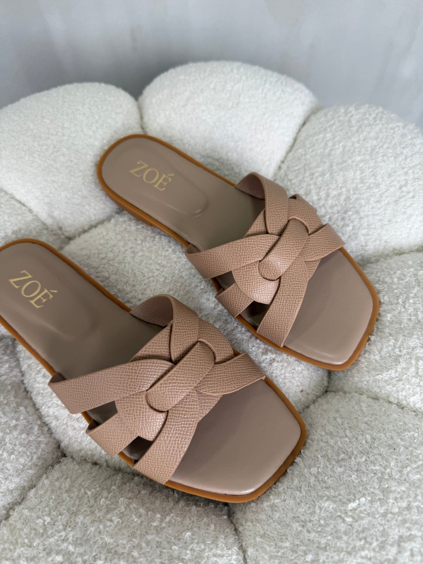 Sandalias Nude 14949 Flats Casual de mujer Zoé Brand Costa Rica