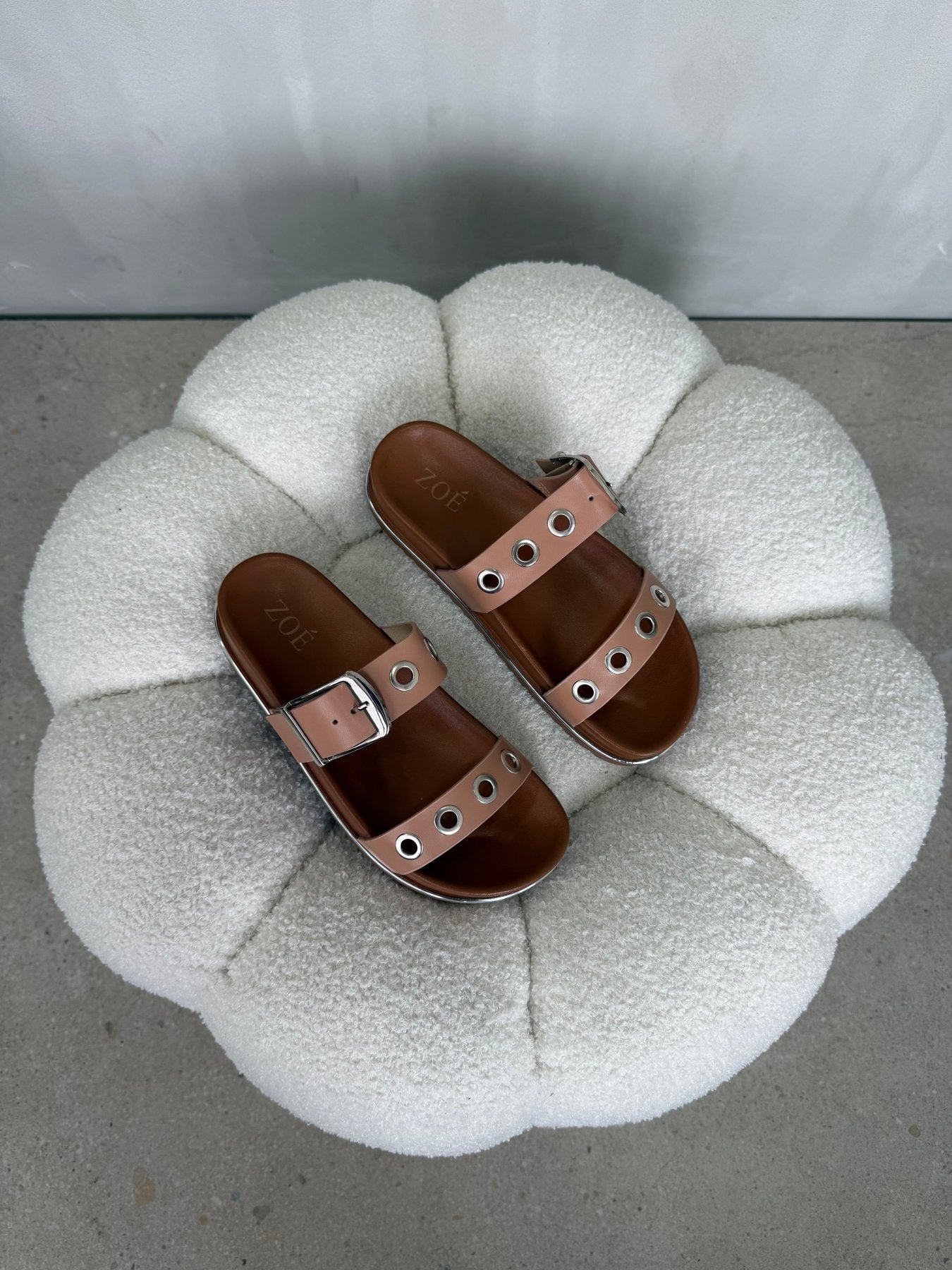 Sandalias Nude Plataforma 14968 Doble Correa Hebilla Casual de mujer Zoé Brand Costa Rica