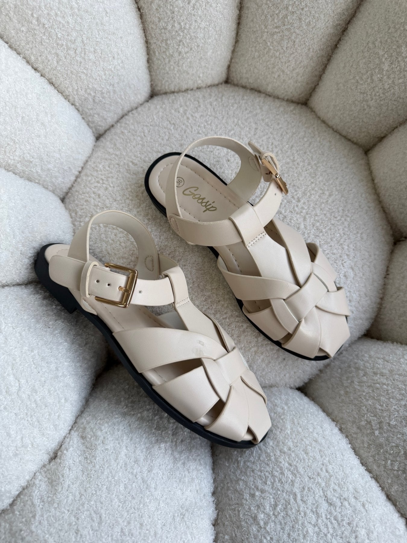 Sandalias Beige 14981 Slingback con Hebilla Flats Casual de mujer Zoé Brand Costa Rica