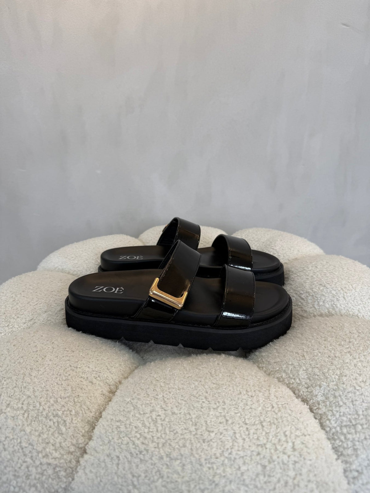 Sandalias Negro Charol 15064 Hebilla Casual de mujer Zoé Brand Costa Rica - ZOÉ BRAND 2026 BLACK chancletas