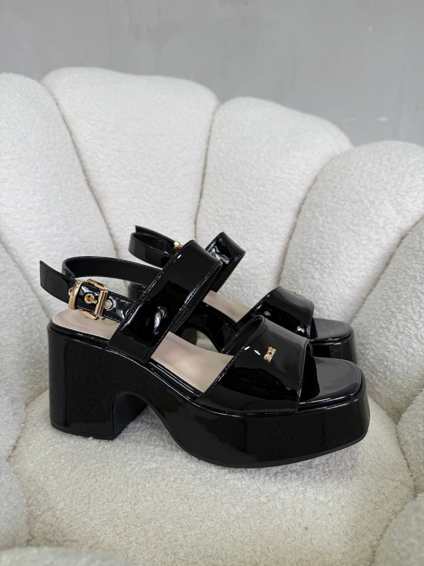 Sandalias Negro Charol Plataforma 14914 Ejecutivo de mujer Zoé Brand Costa Rica - ZOÉ BRAND 2026 BLACK disponible-35
