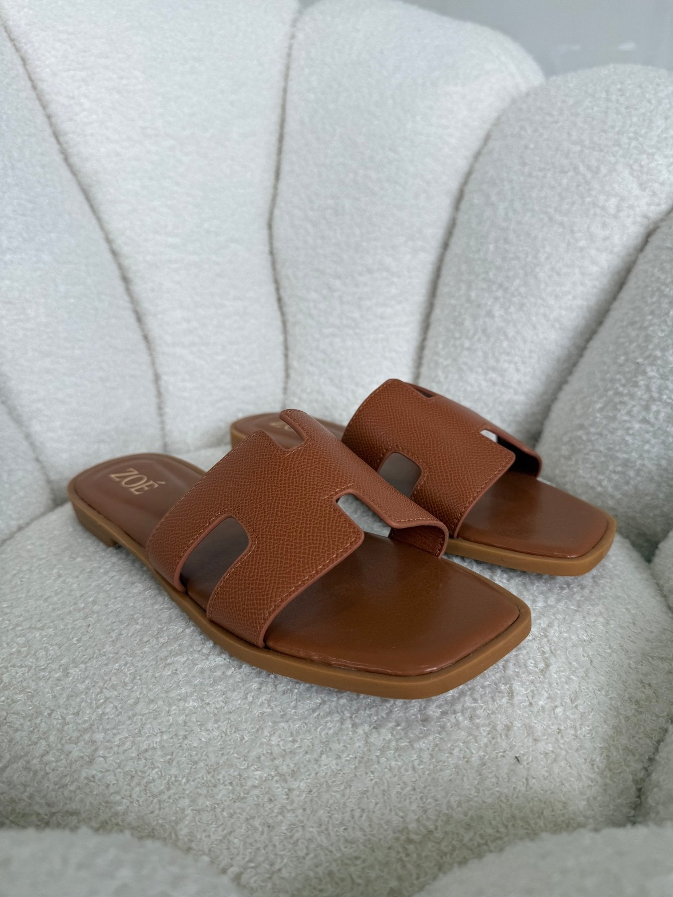 Sandalias Tan Flats 14907 Casual de mujer Zoé Brand Costa Rica - ZOÉ BRAND 2026 disponible-35 disponible-36