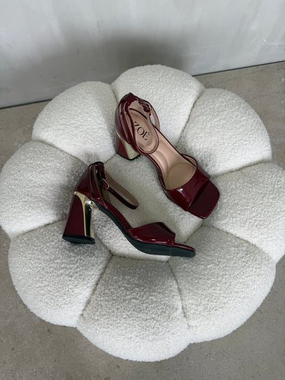 Tacones Burdeos Charol 14993 con Hebilla Ejecutivo de mujer Zoé Brand Costa Rica