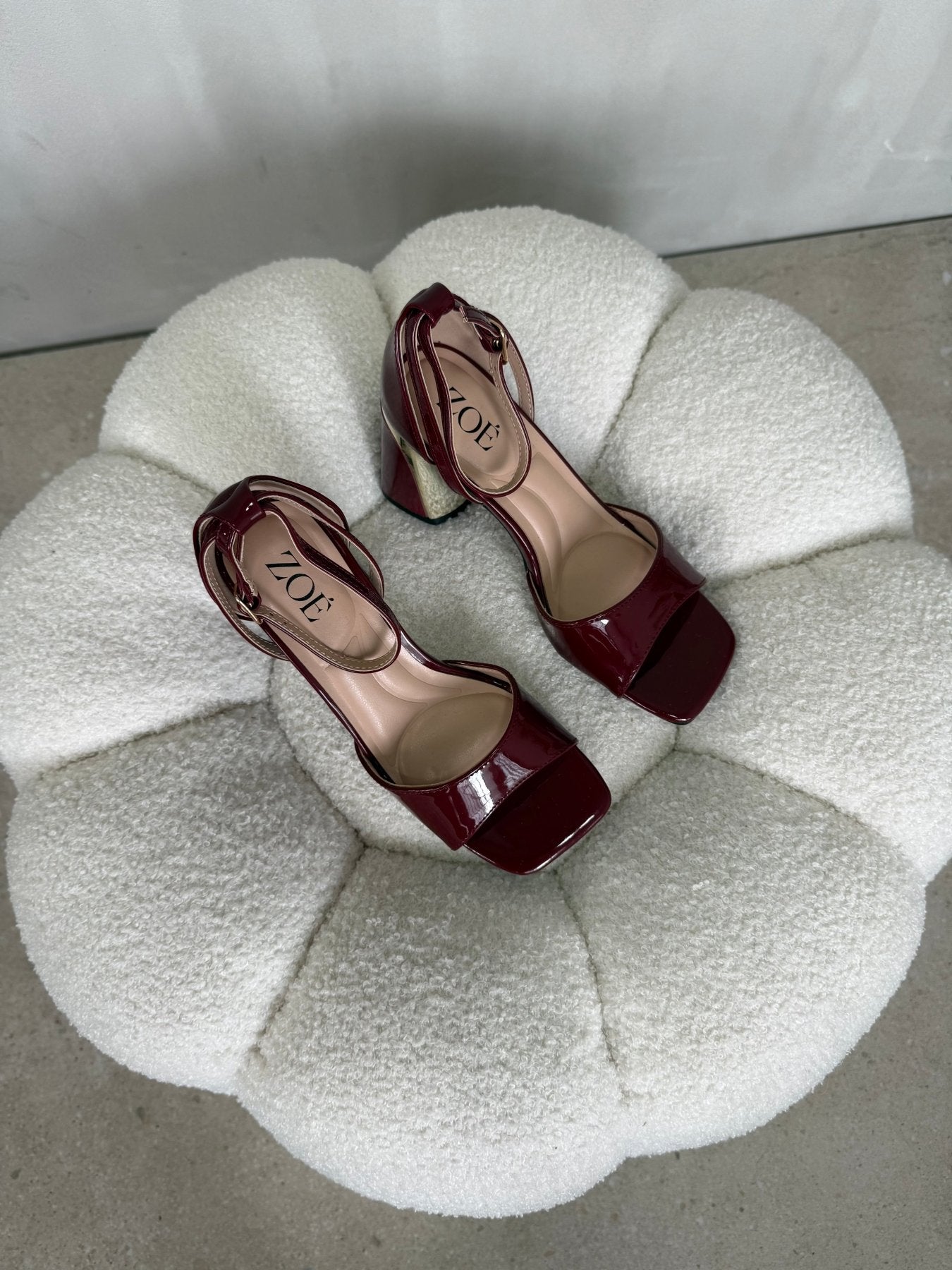 Tacones Burdeos Charol 14993 con Hebilla Ejecutivo de mujer Zoé Brand Costa Rica