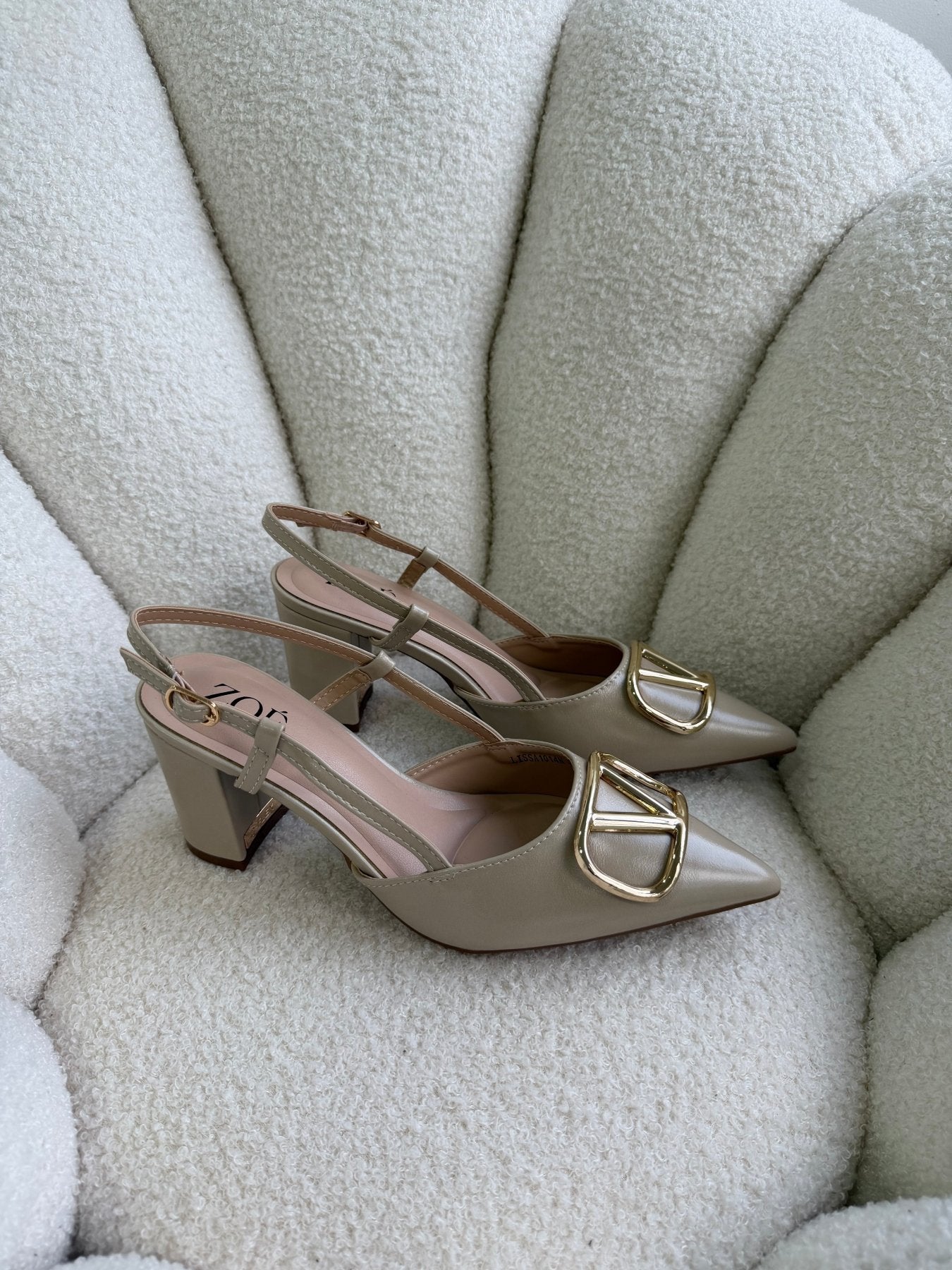 Tacones Beige 14996 Hebilla Slingback Ejecutivo de mujer Zoé Brand Costa Rica