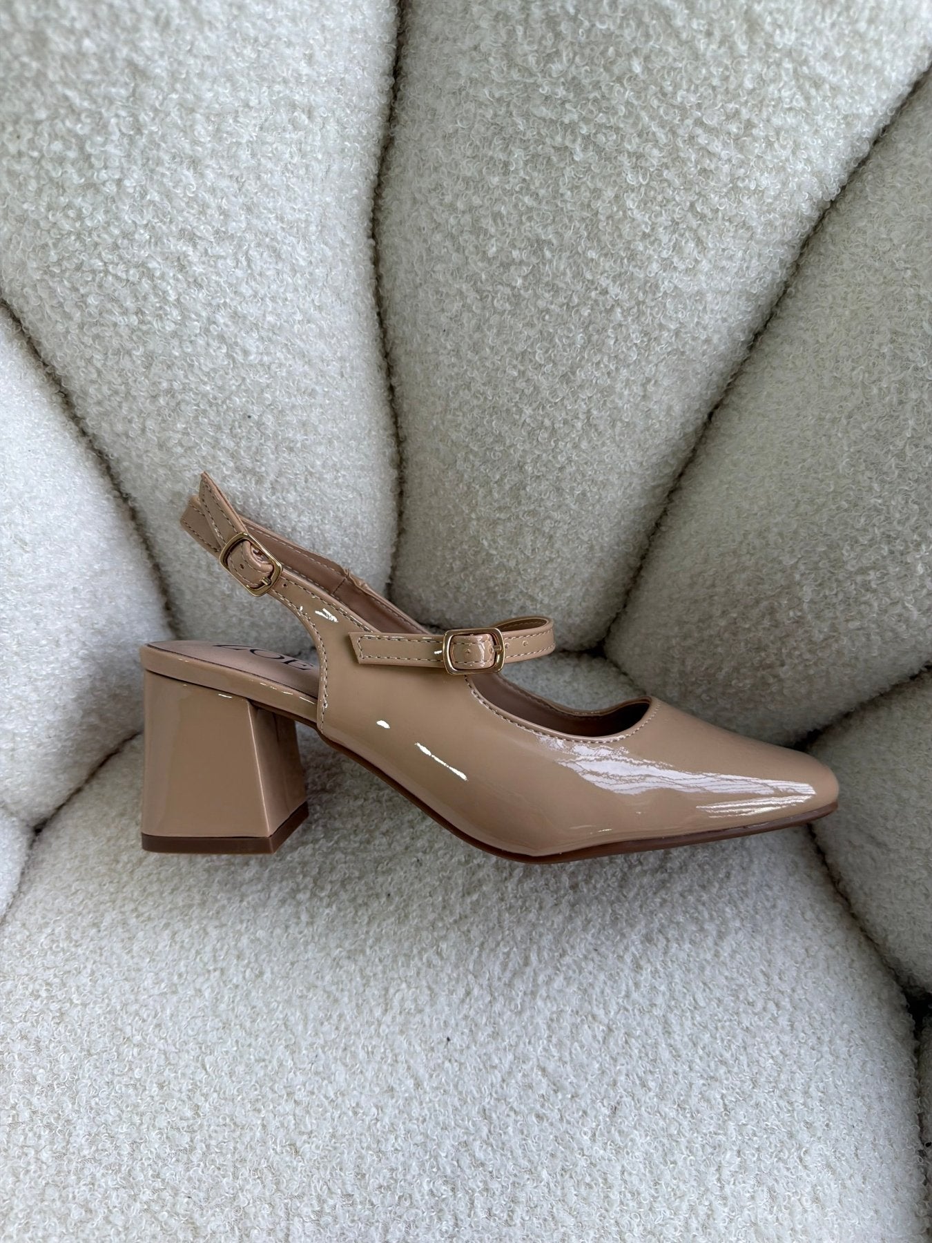 Tacones Nude Charol 14999 Hebilla Mary Jane Slingback Ejecutivo Zoé Brand Costa Rica