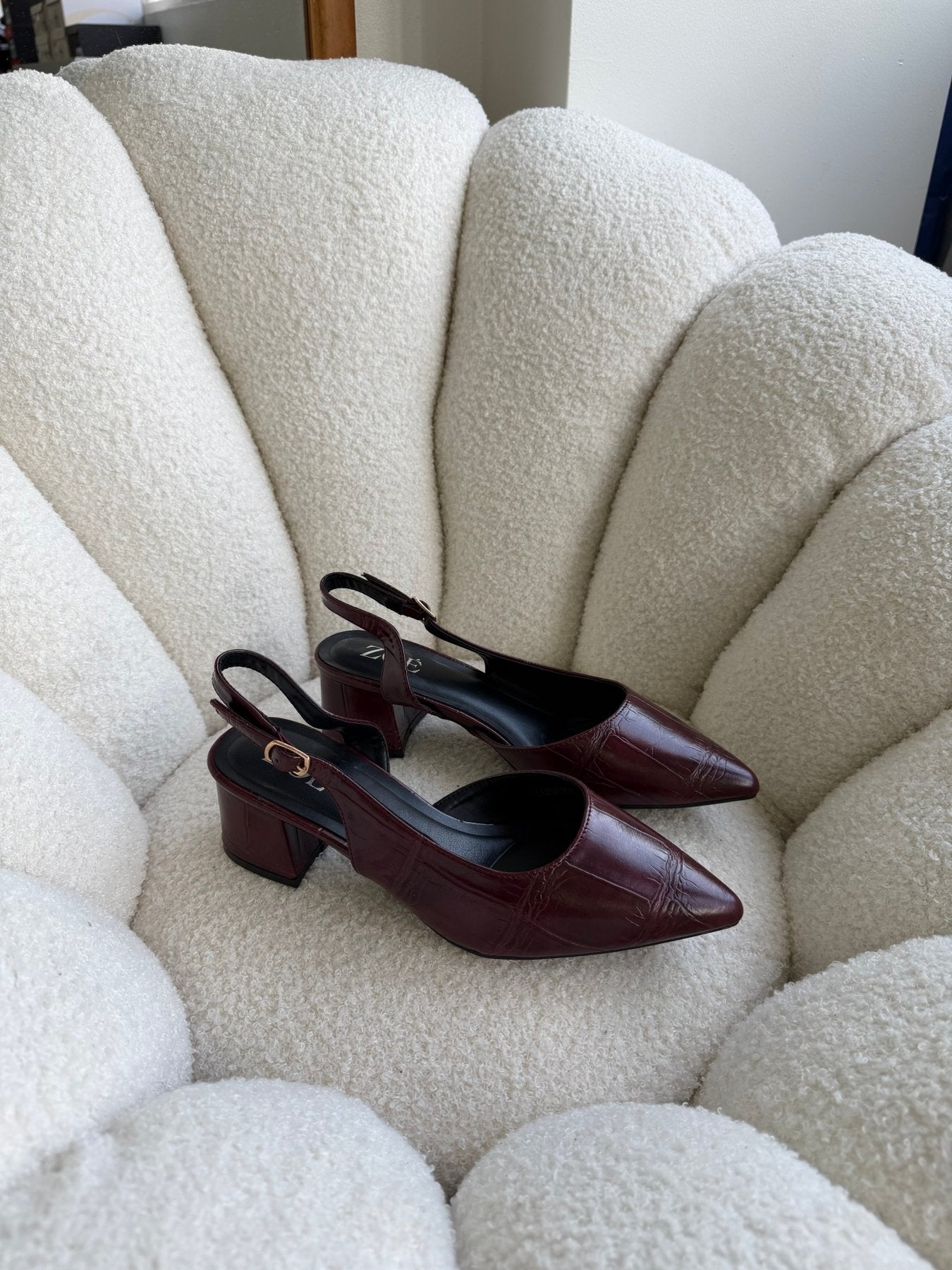 Tacones Burdeos 15008 Hebilla Slingback Animal Print Ejecutivo Zoé Brand Costa Rica