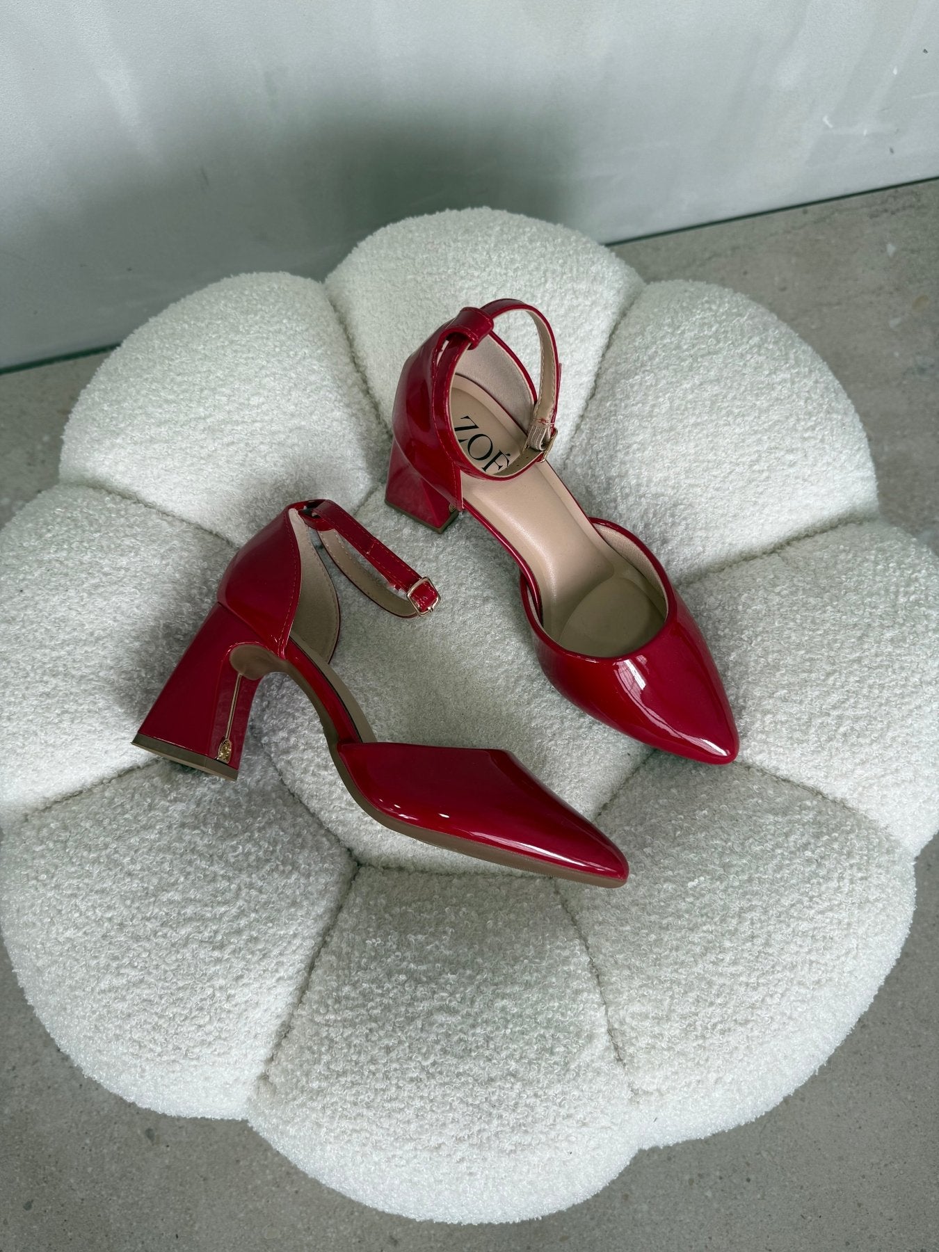 Tacones Rojo Charol 15018 Hebilla Ejecutivo Zoé Brand Costa Rica