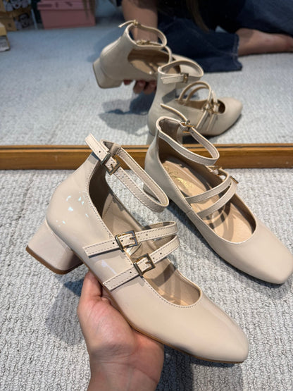Tacones Beige Charol 14312 Doble Correa con Hebillas Mary Jane Casual Zoé Brand Costa Rica - ZOÉ BRAND 2025 bailarinas charol