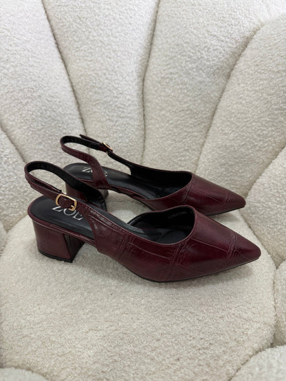 Tacones Burdeos 15008 Hebilla Slingback Animal Print Ejecutivo Zoé Brand Costa Rica - ZOÉ BRAND 2026 burgundy ejecutivo