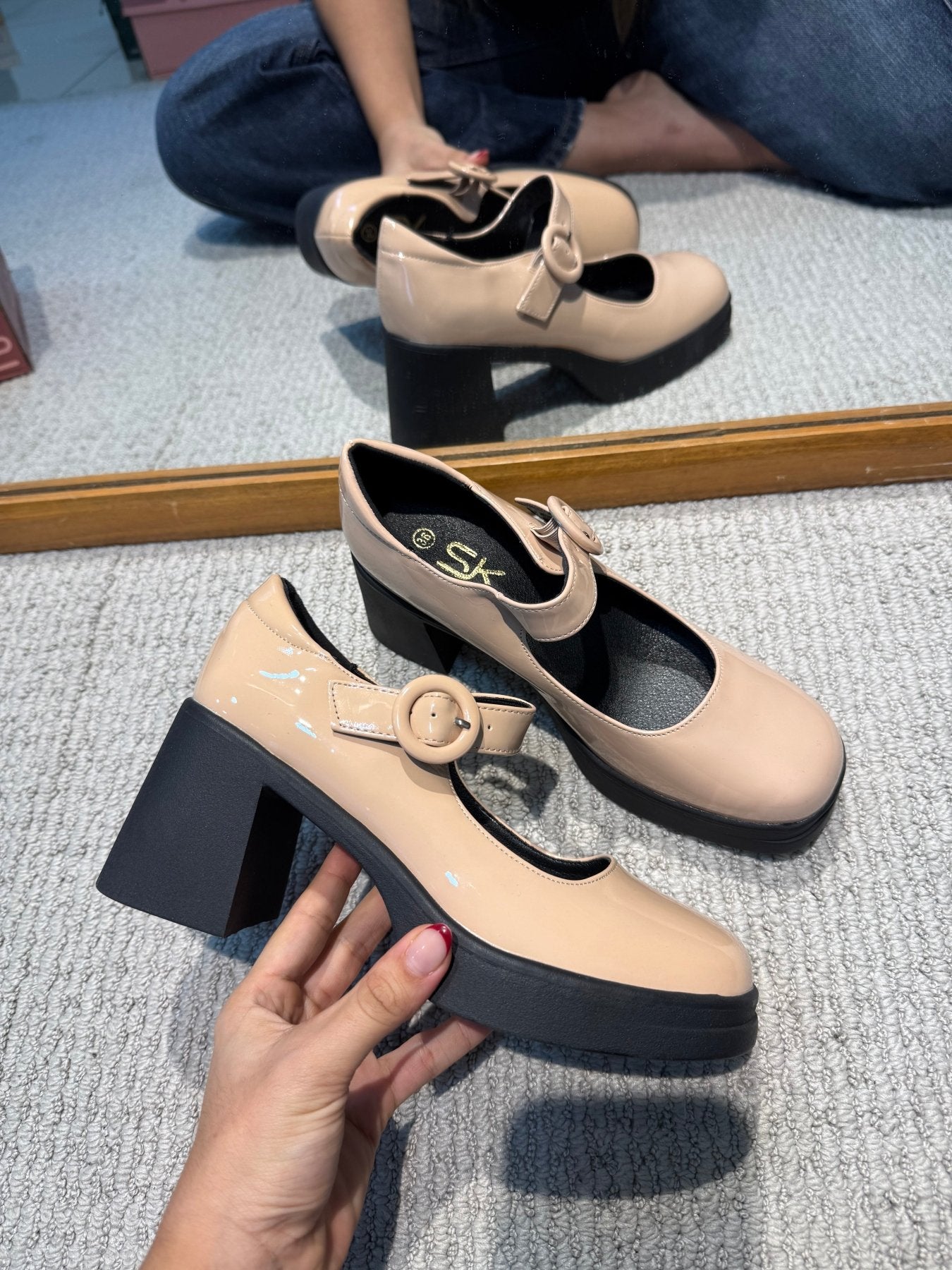 Tacones Nude Charol 14516 Plataforma Mary Jane Hebilla Ejecutivo de mujer Zoé Brand Costa Rica - ZOÉ BRAND 2025 bailarinas charol