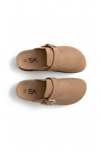 Zuecos Camel Gamuza 14857 Hebilla Casual de mujer Zoé Brand Costa Rica